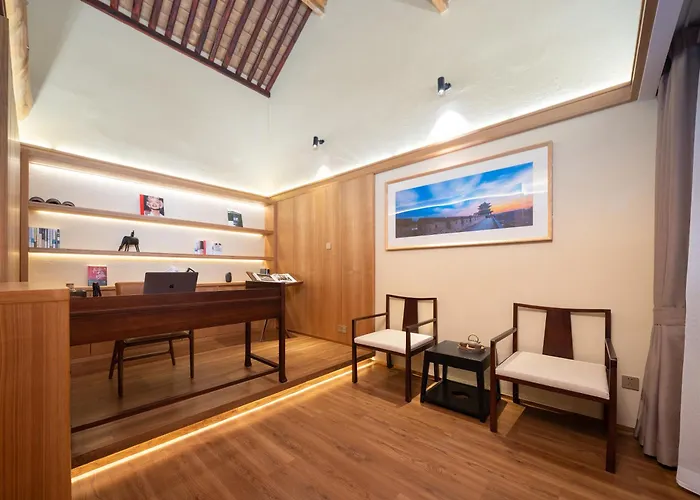 Pingyao Leiling Jia Film Hotel