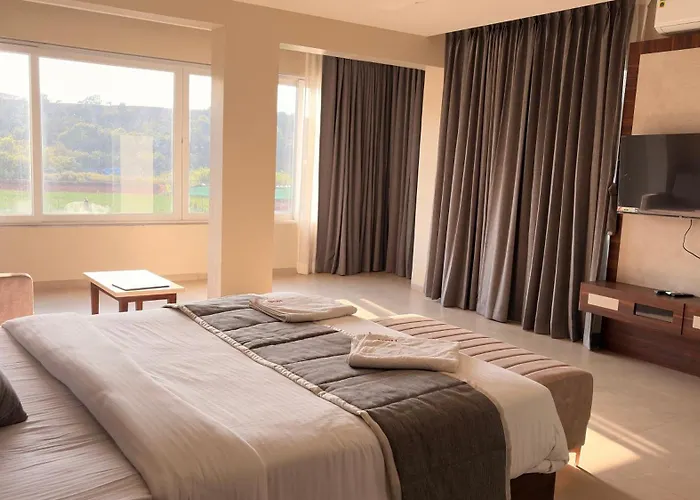 Hirkani Lake Residency