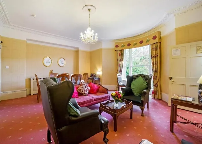Georgian Hotel