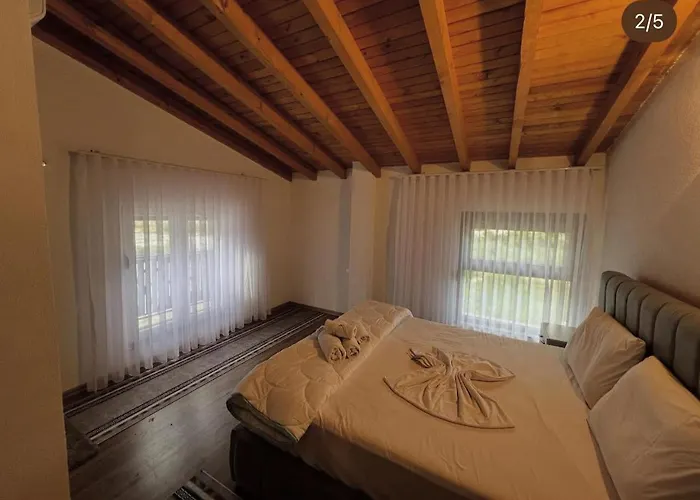 Guesthouse Center Park Valbona