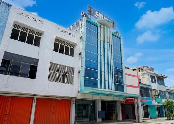 Townhouse Oak Near Tugu Simpang Lima Formerly Gm Inn Hotel