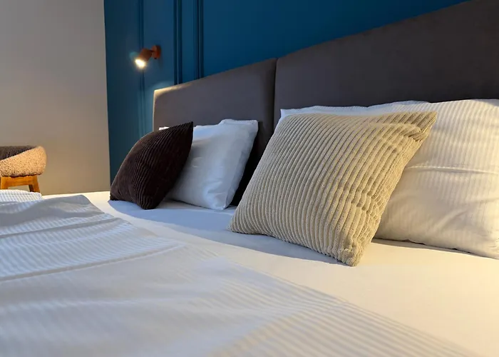 Hotel Nare