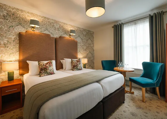 Castle Hotel