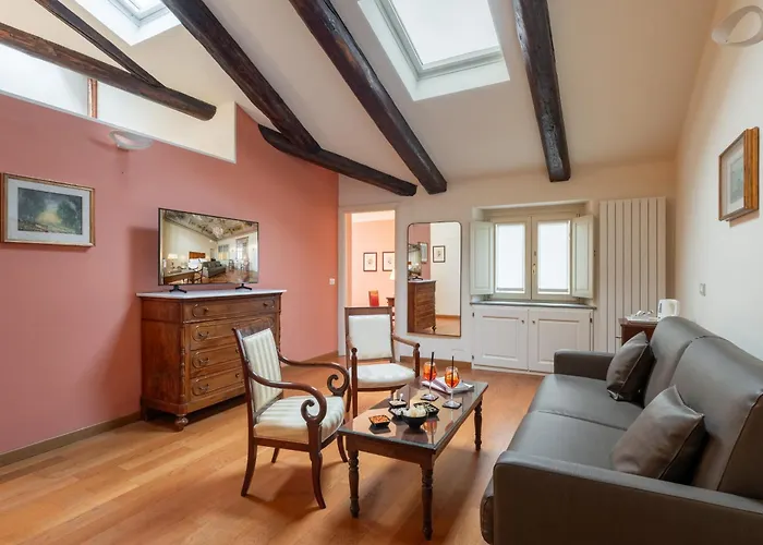 Hotel Roma E Rocca Cavour
