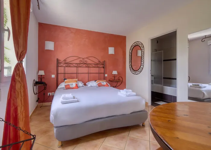 Logis Hôtel Le Gardon