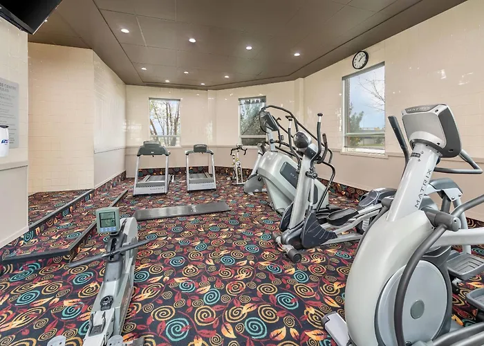 Grand Hotel & Conference Centre Calgary Airport, An Ascend Collection Hotel