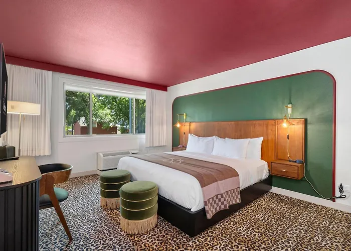 The Buxton, BW Signature Collection By Best Western