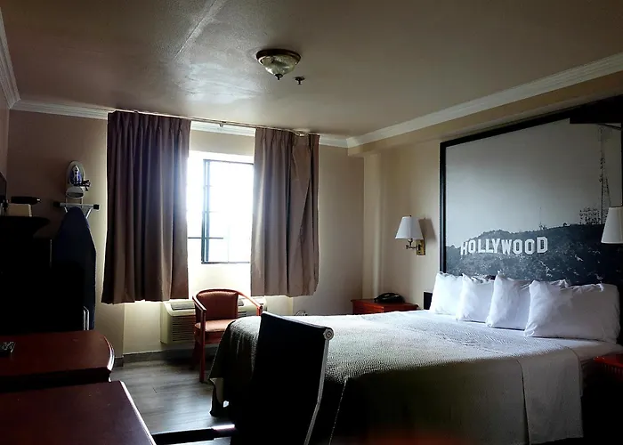 Super 8 By Wyndham Hollywood/La Area Motel Los Angeles