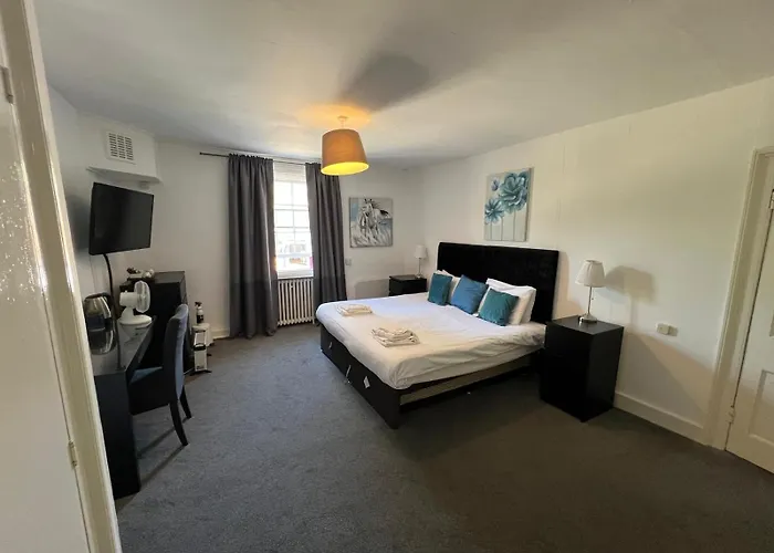 Antrobus Arms Hotel