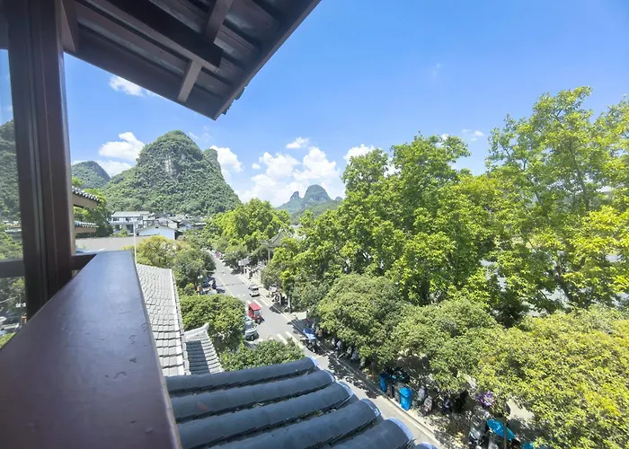 Yangshuo River View Hotel