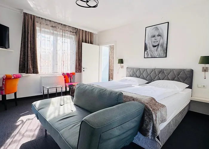 Boutique Hotel Oase, Mit Oder Ohne Fruehstueck Buchbar, Parkplatz Kostenlos