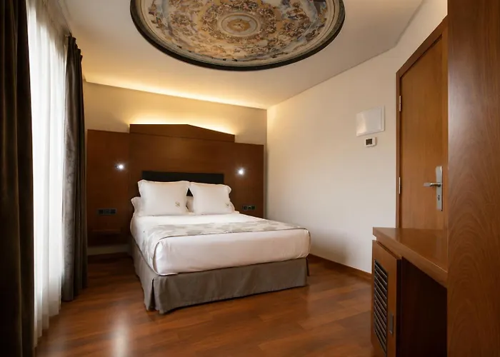 Hotel Sancho Abarca