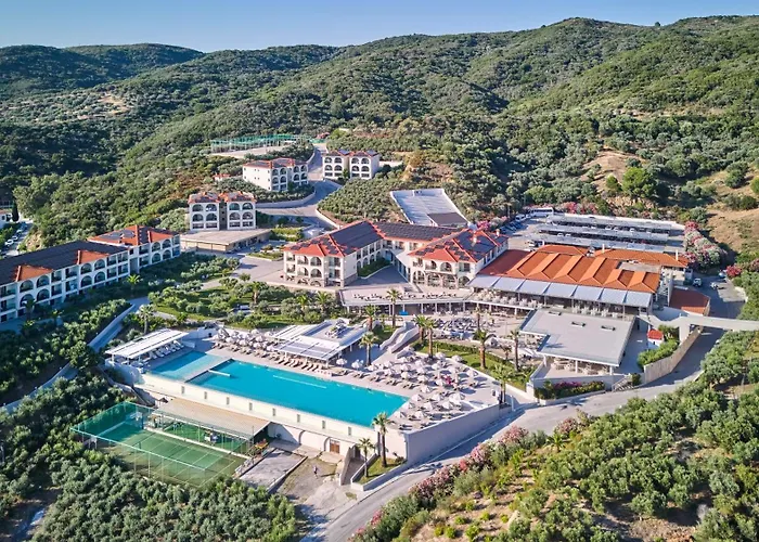 Akrathos Beach Hotel
