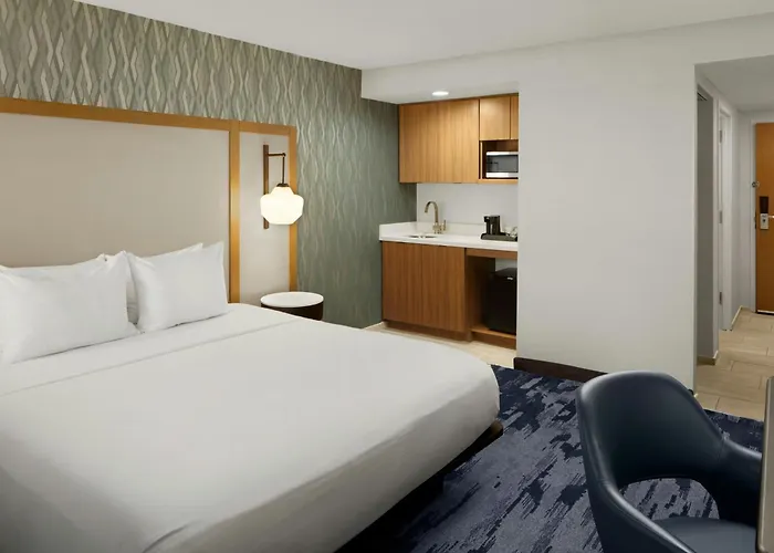 Fairfield Inn & Suites By Marriott Virginia Beach Oceanfront