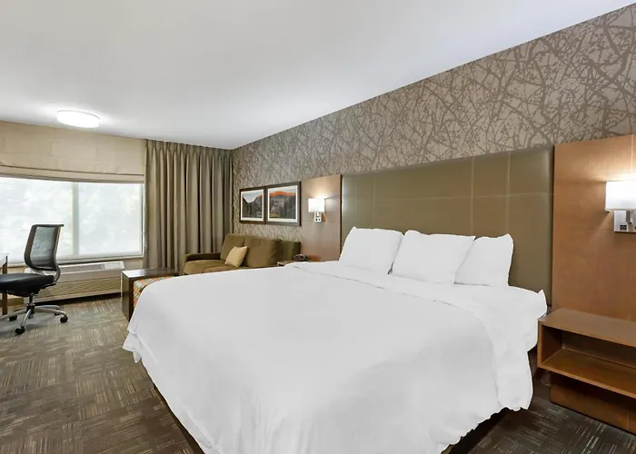 Best Western Plus Cottontree Inn Idaho Falls
