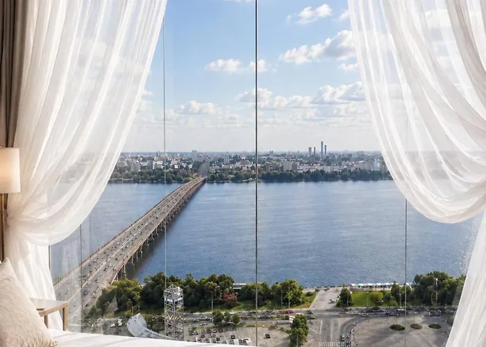 Skytech Hotel Most City 19 Floor