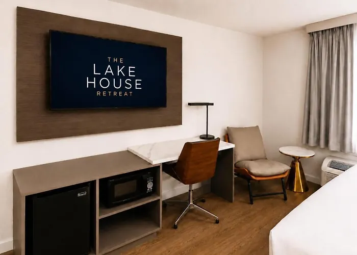 The Lake House Retreat