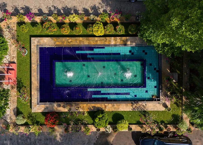 Centauria Lake Resort