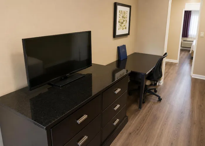 Plantation Oaks Suites & Inn Millington