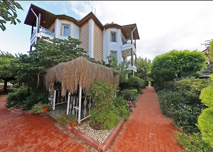 Aloria Garden Hotel