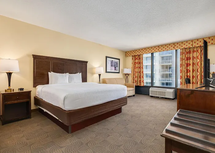 Pier House 60 Clearwater Beach Marina Hotel