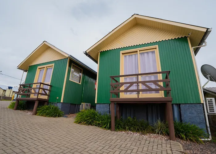 Cabanas Costaneira Cambará