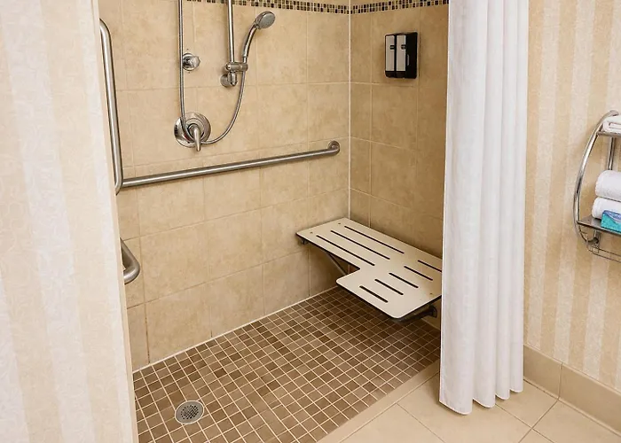 Heritage Hotel And Suites