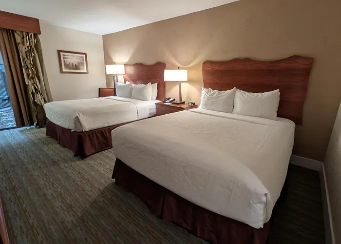 Wyndham Visalia