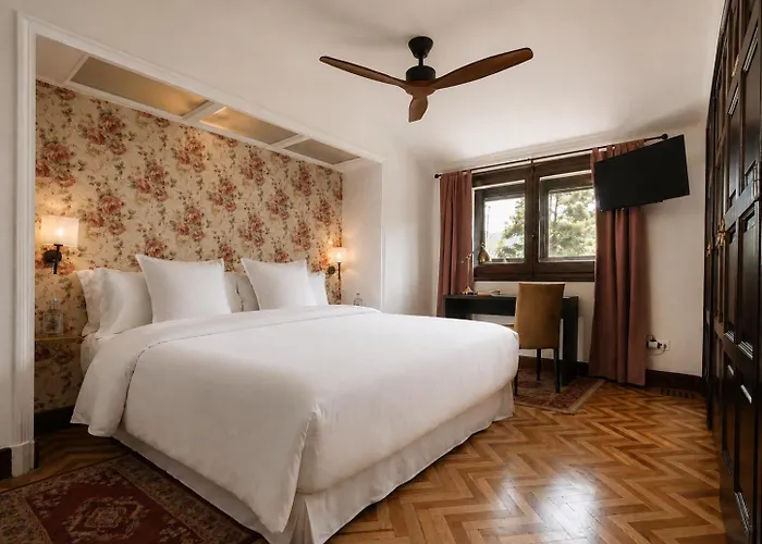Angelats Hotel - A Signature Boutique Hotel&Restaurant