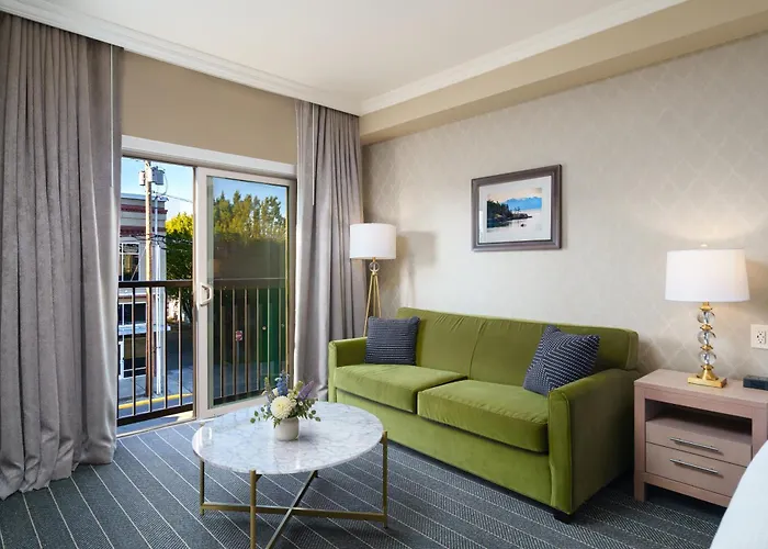 Majestic Inn And Spa
