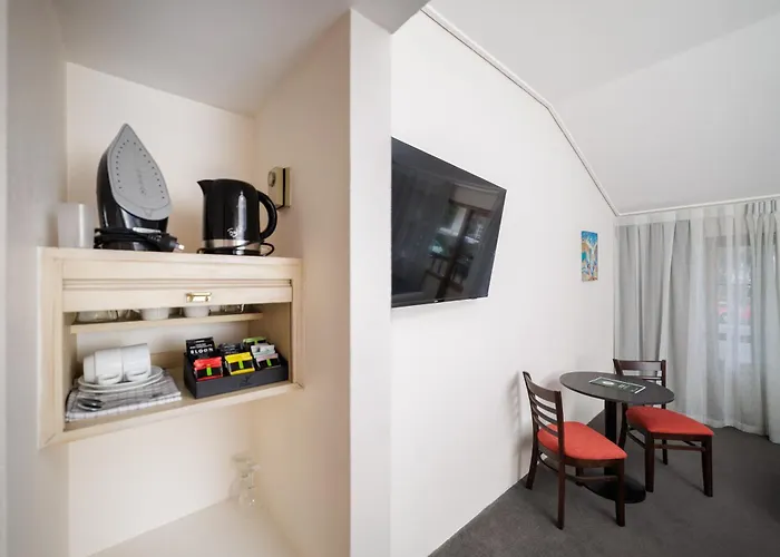 Carnmore Hotel Lower Hutt