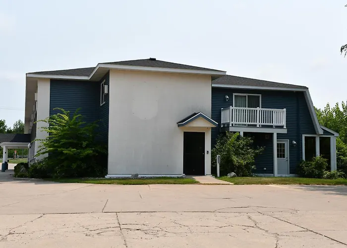 Baymont Inn And Suites By Wyndham Platteville