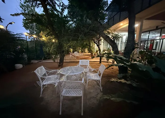 Lake Wave Hotel