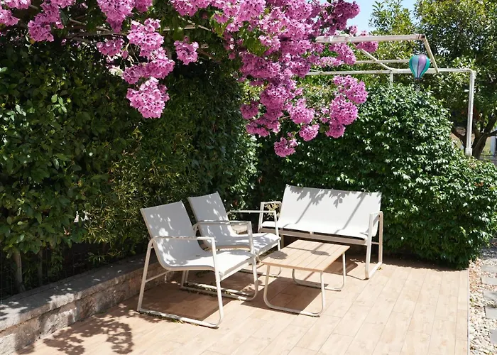 Villa Salvia Rooms And Apartments