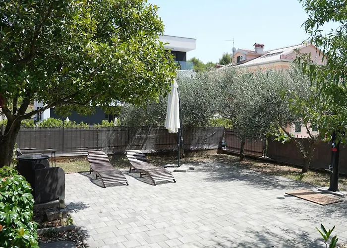Villa Salvia Rooms And Apartments