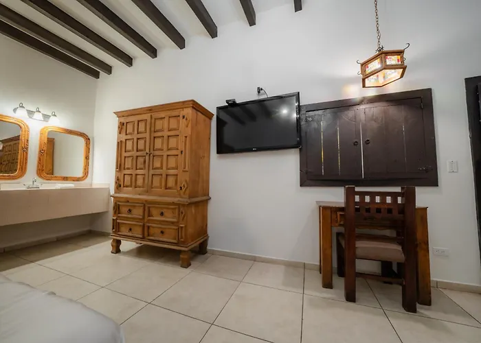 Hotel Cosmos Don Carlos