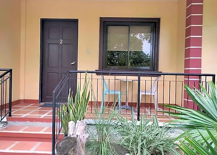 S & R Bed And Breakfast