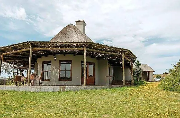Hlosi Game Lodge