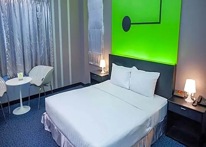 Capital O 75514 Vasidtee City Hotel