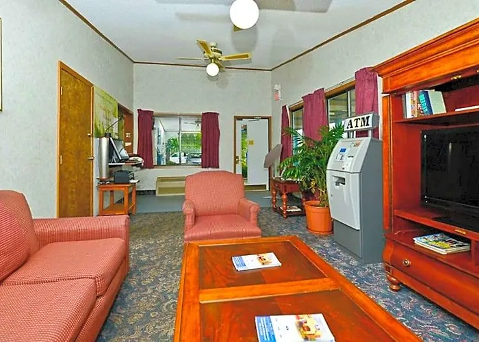 M Star Hotel Covington