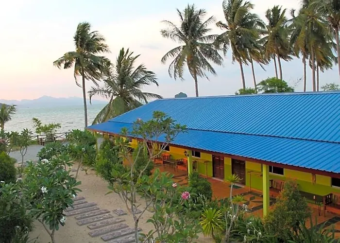 Tanjung Puteri Motel