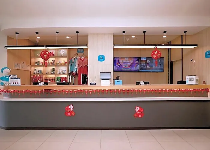 Hanting Hotel Dandong Railway Station