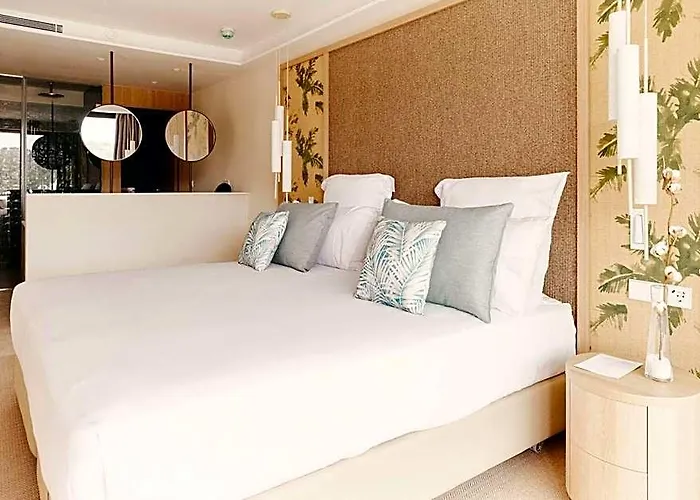 Cala San Miguel Hotel Ibiza, Curio Collection By Hilton, Adults Only