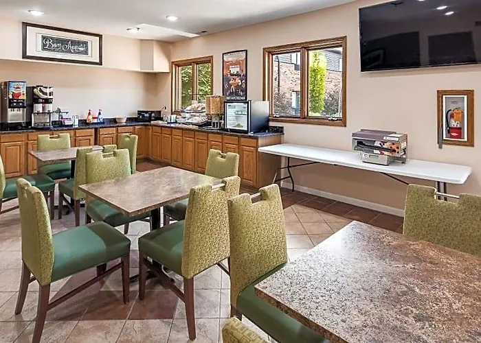 Bliss Point Inn & Suites