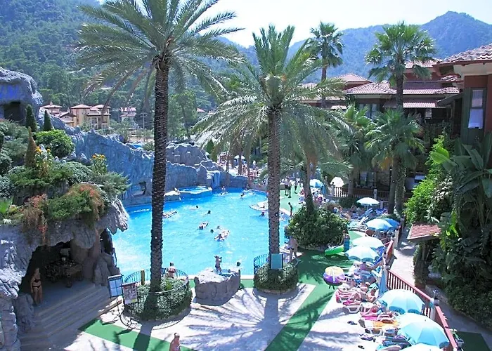 Grand Aquarium Apart