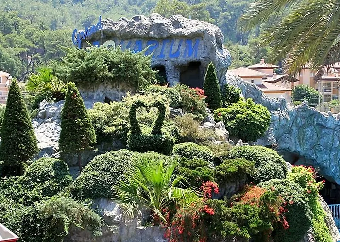 Grand Aquarium Apart