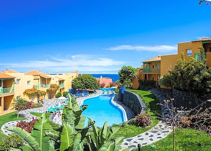 Apartamentos La Caleta