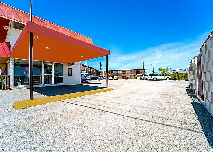 Red Roof Inn Mojave