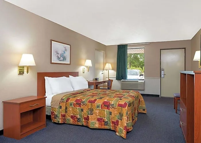 Knights Inn Elizabethtown