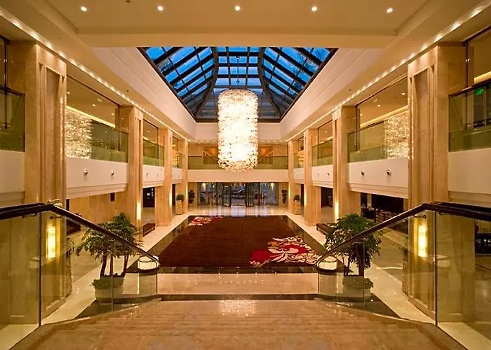 Howard Johnson Tongfang Plaza Zhuji